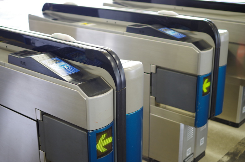 automatic ticket gate 