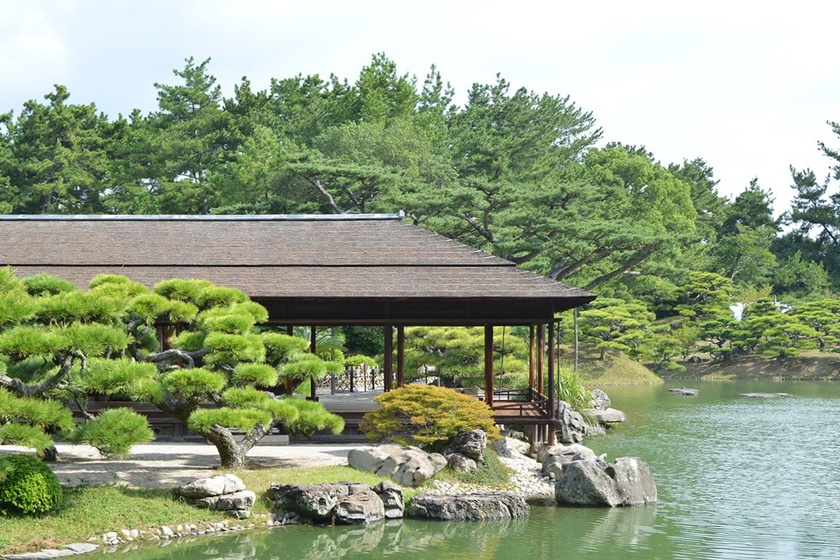Special Place of Scenic Beauty　Ritsurin Garden　Kikugetsu-tei