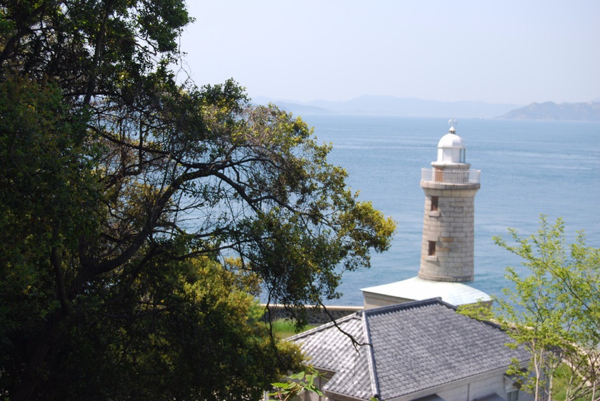男木島灯台の風景