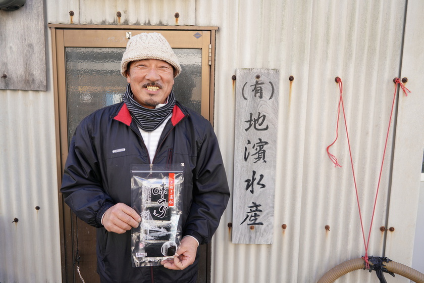 地濱水産の地濱英生さん