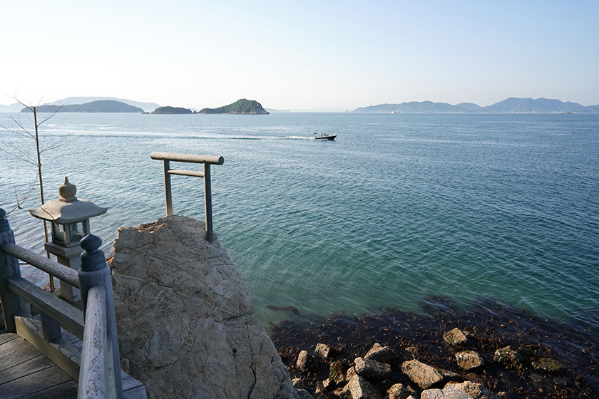 高松市庵治町の竹居岬には竹居観音寺があります