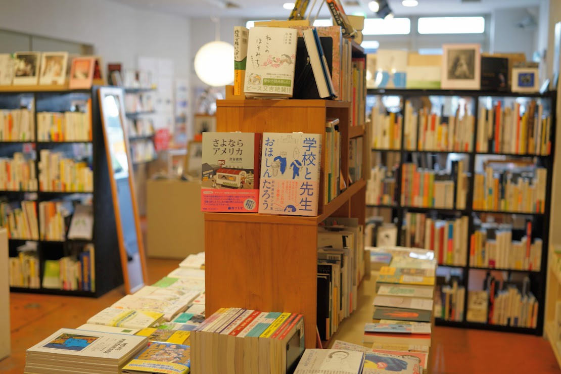 本屋ルヌガンガはセレクト型新刊書店