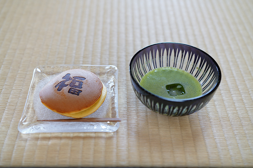 臨済宗妙心寺派の實相寺　茶礼のお茶とお菓子