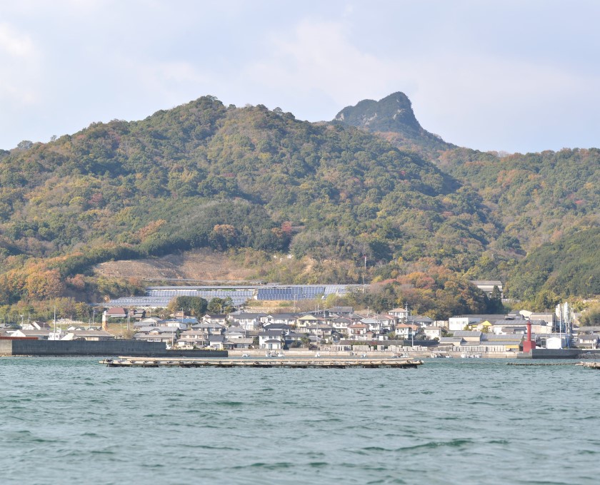 香川県のかき養殖用のイカダ