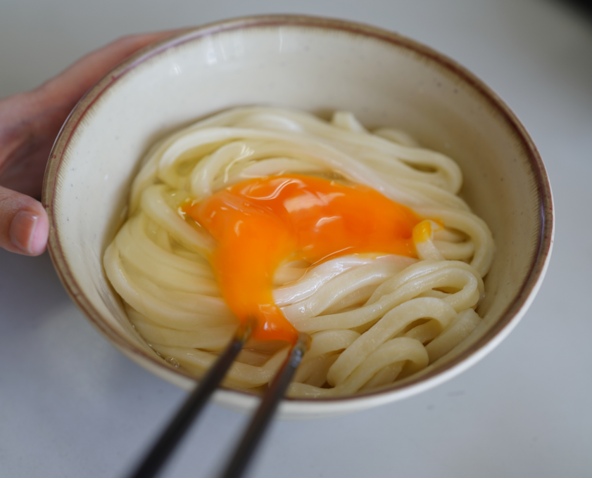 香川の讃岐うどん「釜玉」