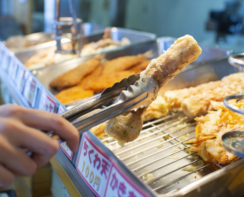 香川の讃岐うどん サイドメニューのちくわの天ぷら