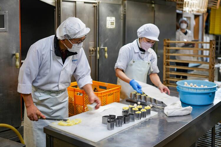 香川・高松で地場産業の工場見学。大人におすすめの学びの観光スポット