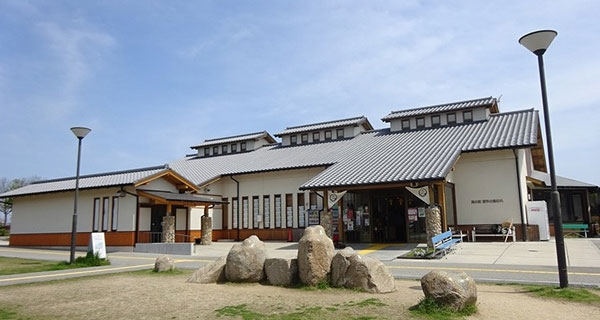 미치노에키(국도 주변 휴게소) 겐페이노사토무레